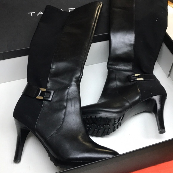 🌟Woman’s Tahiri Boots 🌟 PRICE IS FIRM! - Picture 5 of 7